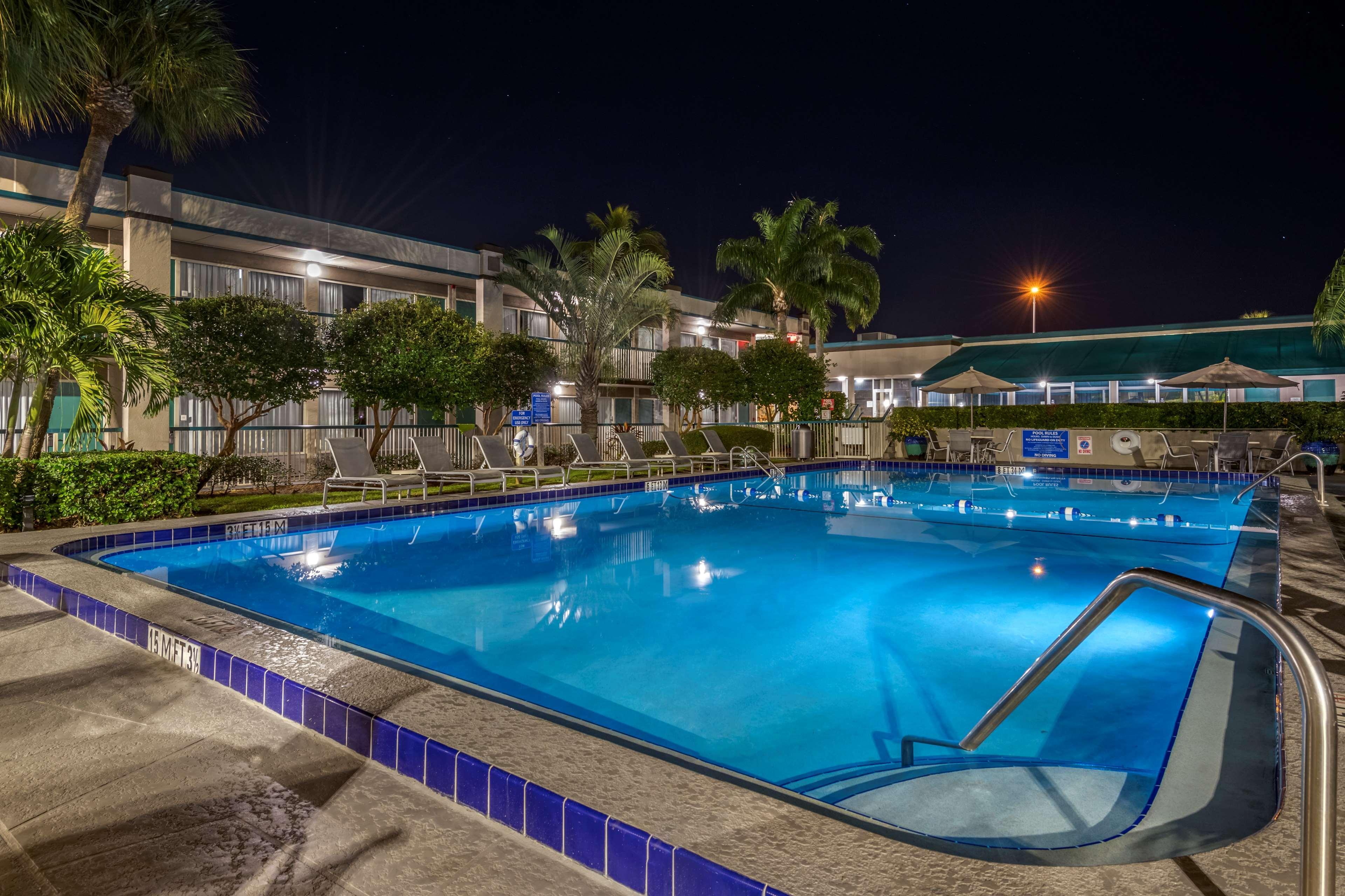 Best Western Downtown Stuart Exterior photo